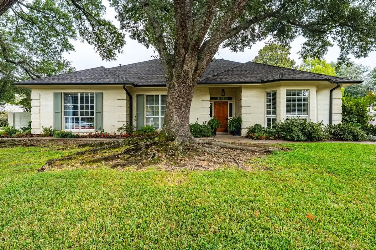 202 Tanglewood Street, Athens, TX 75751 - Image #1