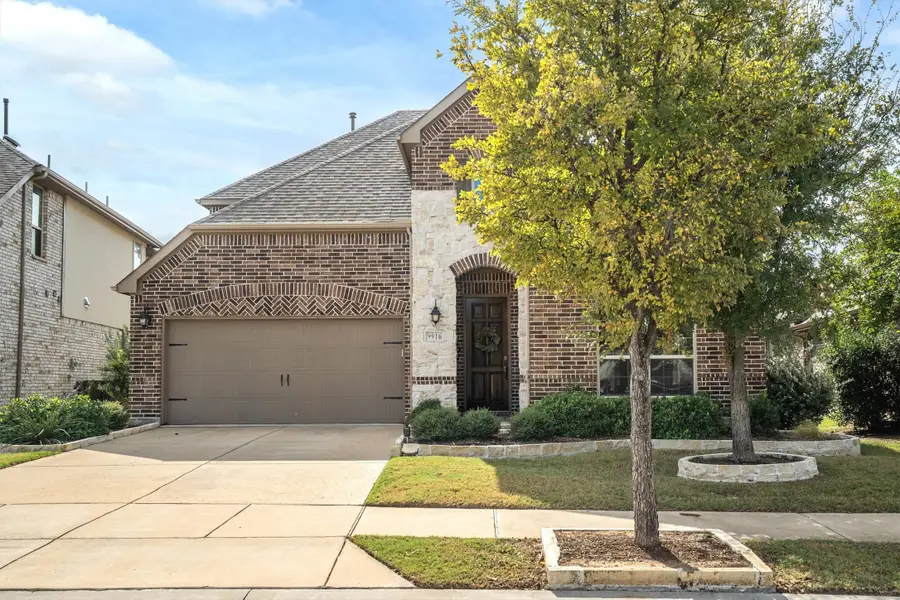 9916 Bitterroot Drive, Little Elm, TX 75068 - Image #2