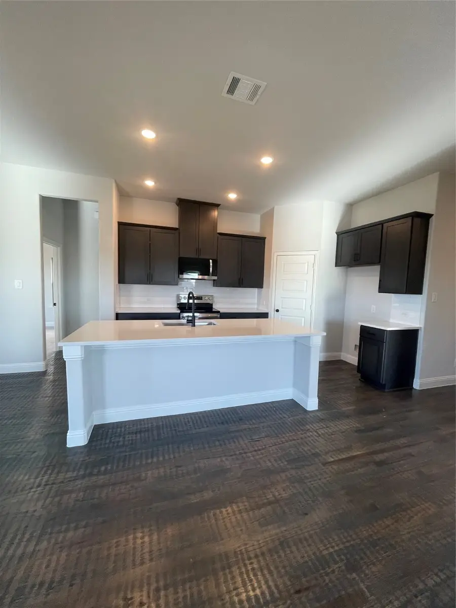 6121 Rodin Drive, Royse City, TX 75189 - Image #2