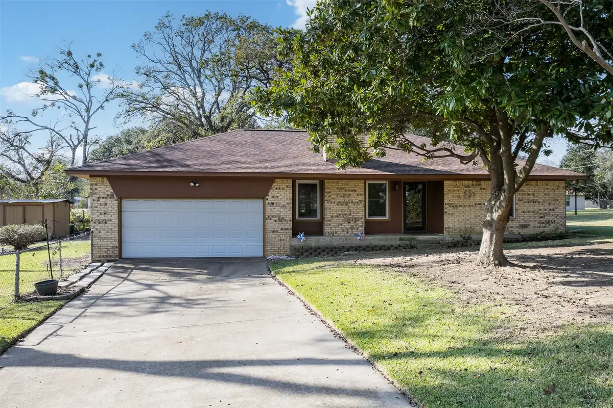 15689 Watson Drive, Kemp, TX 75143 - Image #1
