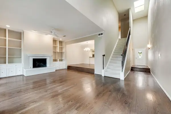 4150 Woodcreek Drive, Dallas, TX 75220