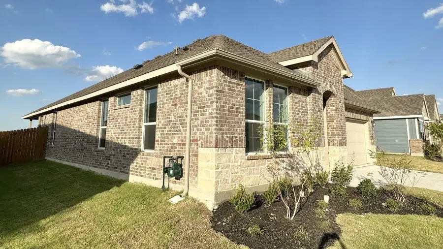 10840 Black Onyx Drive, Fort Worth, TX 76036 - Image #3
