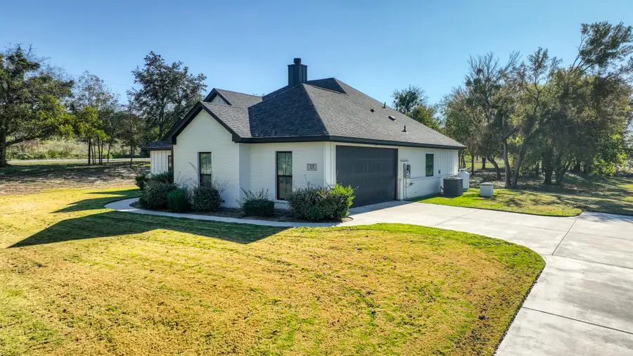 171 Ox Mill Creek Road, Weatherford, TX 76087 - Image #3