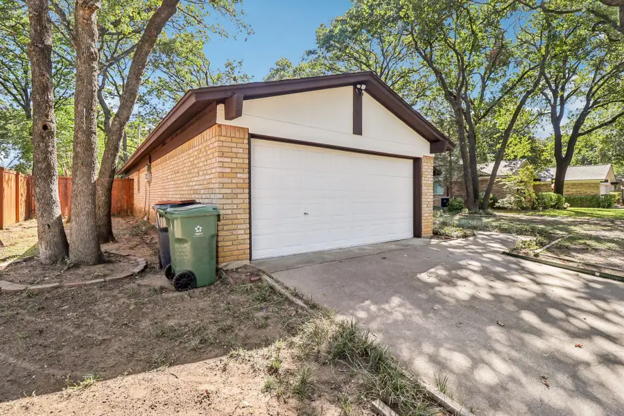 5507 Silver Bow Trail, Arlington, TX 76017 - Image #2