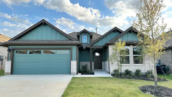 10825 Black Onyx Drive, Fort Worth, TX 76036