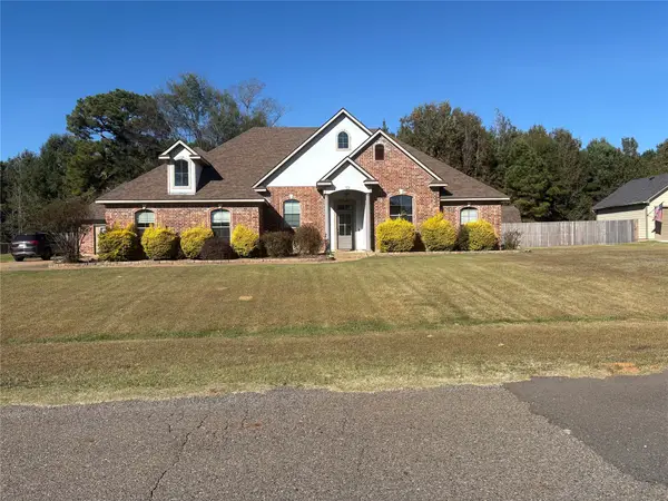 316 Clinton Drive, Stonewall, LA 71078