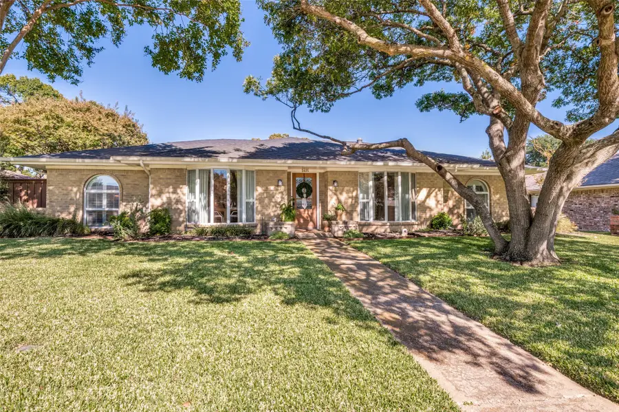 2425 Brennan Drive, Plano, TX 75075 - Image #2