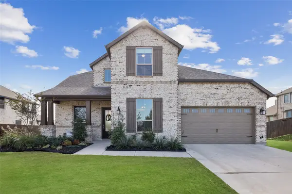 448 Wildwood Court, Waxahachie, TX 75165