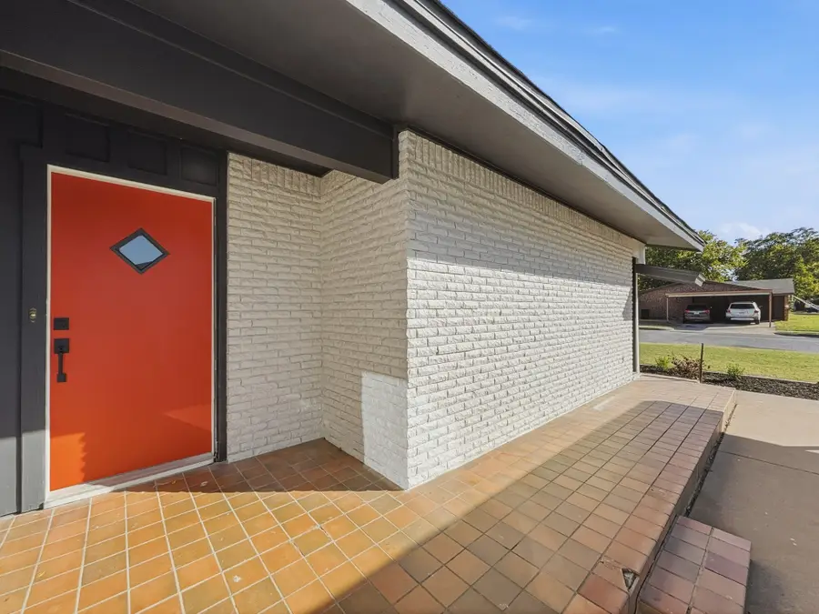 216 Opal Street, Saginaw, TX 76179 - Image #3