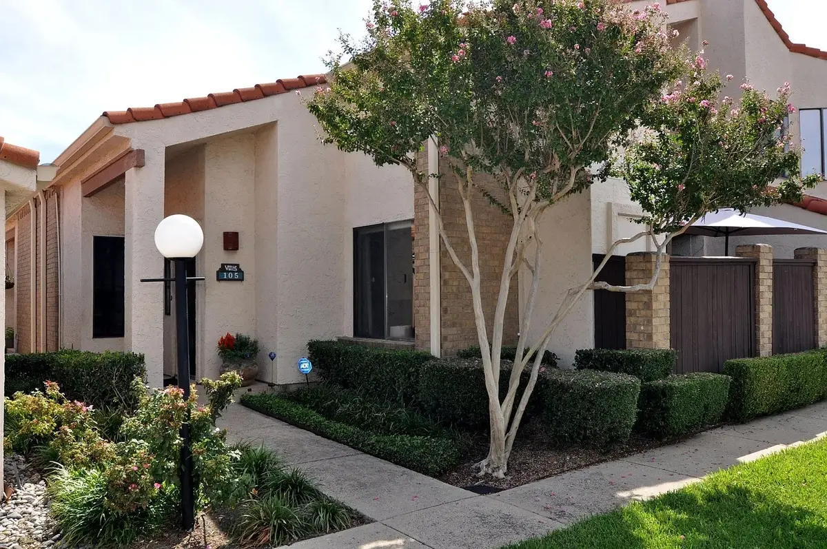 505 Ranch Trail #105, Irving, TX 75063 - Image #1