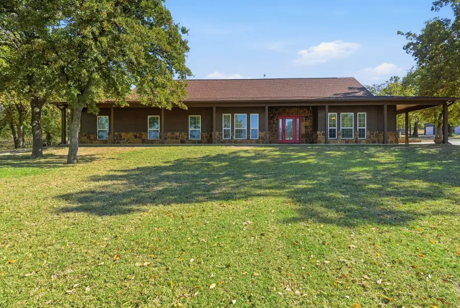 160 Falcon Drive, Weatherford, TX 76088 - Image #3