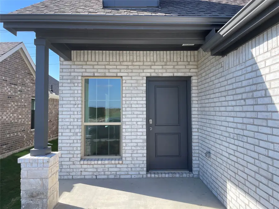 541 Epiphany Lane, Lavon, TX 75166 - Image #2