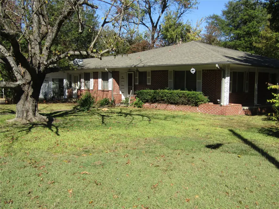 301 Walnut Street, Terrell, TX 75160 - Image #2