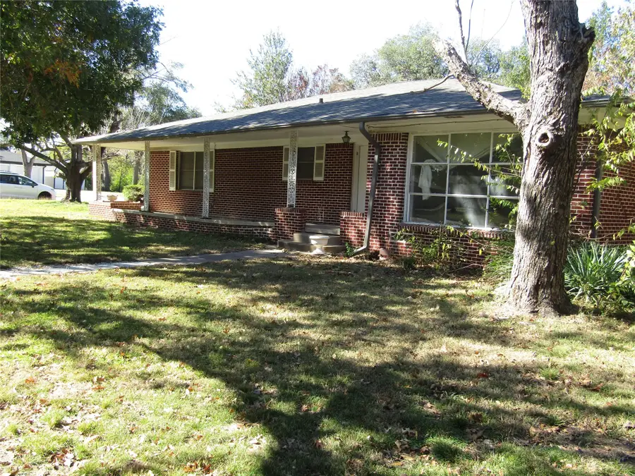 301 Walnut Street, Terrell, TX 75160 - Image #3