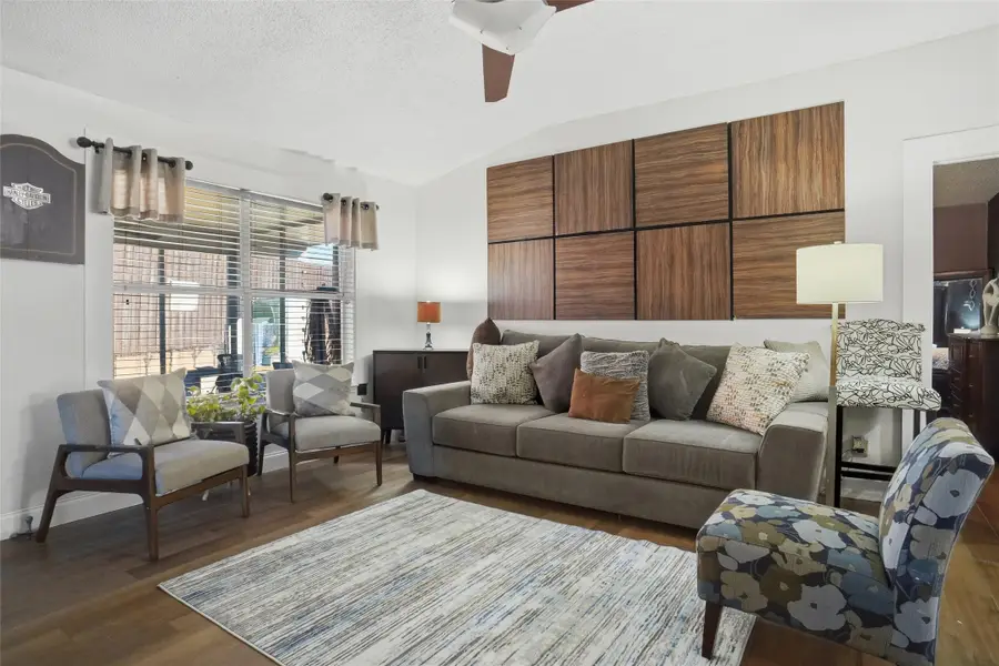 1400 Di Orio Drive, Lewisville, TX 75067 - Image #3