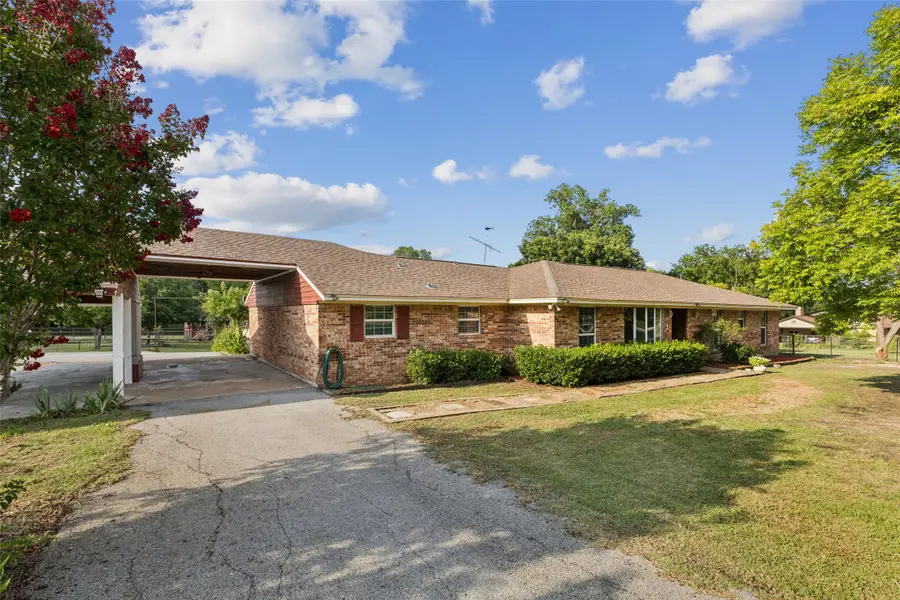 1 Glencove Circle, Lucas, TX 75002 - Image #3