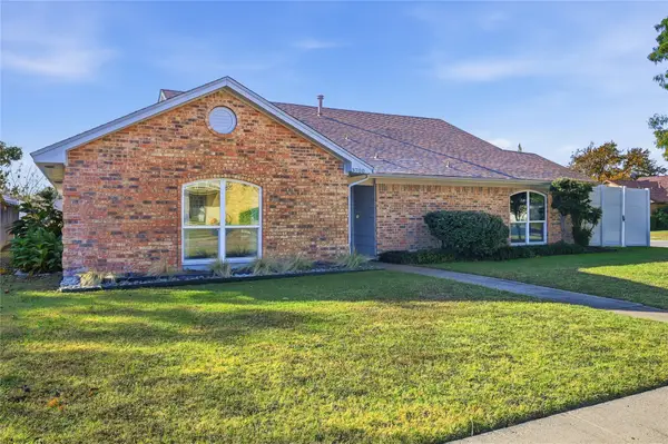 3700 Westminster Place, Carrollton, TX 75007