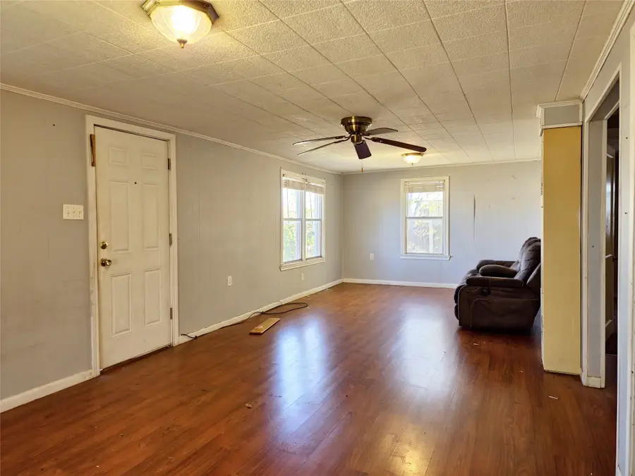 3216 Pewitt Drive, Waco, TX 76706 - Image #3