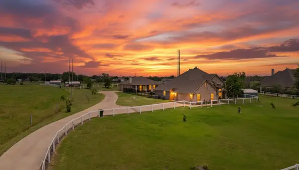 5408 New Hope Road #1, Aubrey, TX 76227