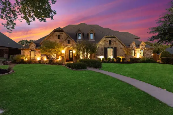 2008 Woodbury Court, Southlake, TX 76092