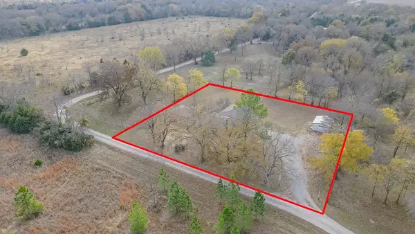 300 County Road 4550, Trenton, TX 75490