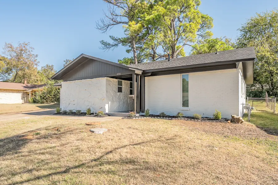 1006 N Ector Drive, Euless, TX 76039 - Image #3