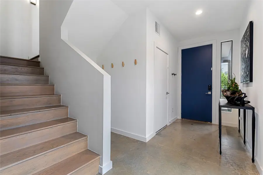 1002 Mobile Street #1, Dallas, TX 75208 - Image #3