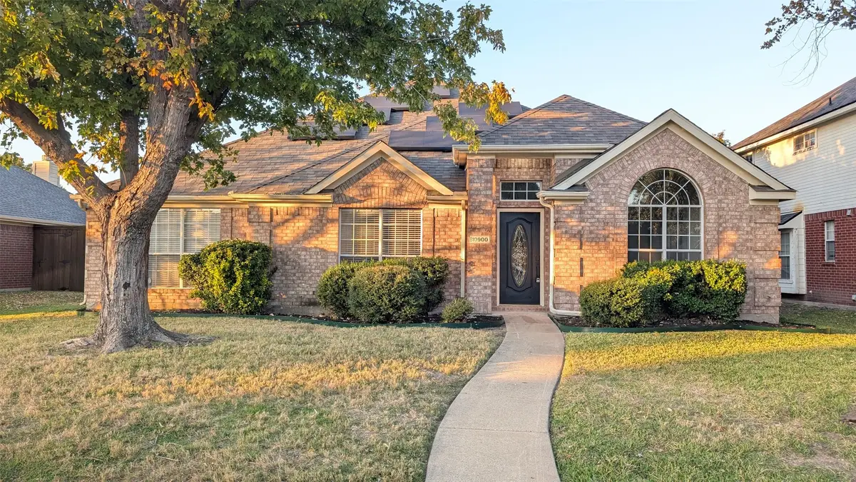 10900 Robincreek Lane, Frisco, TX 75035 - Image #1