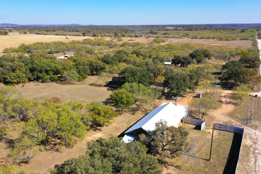 334 Cook Road, Jacksboro, TX 76458 - Image #2