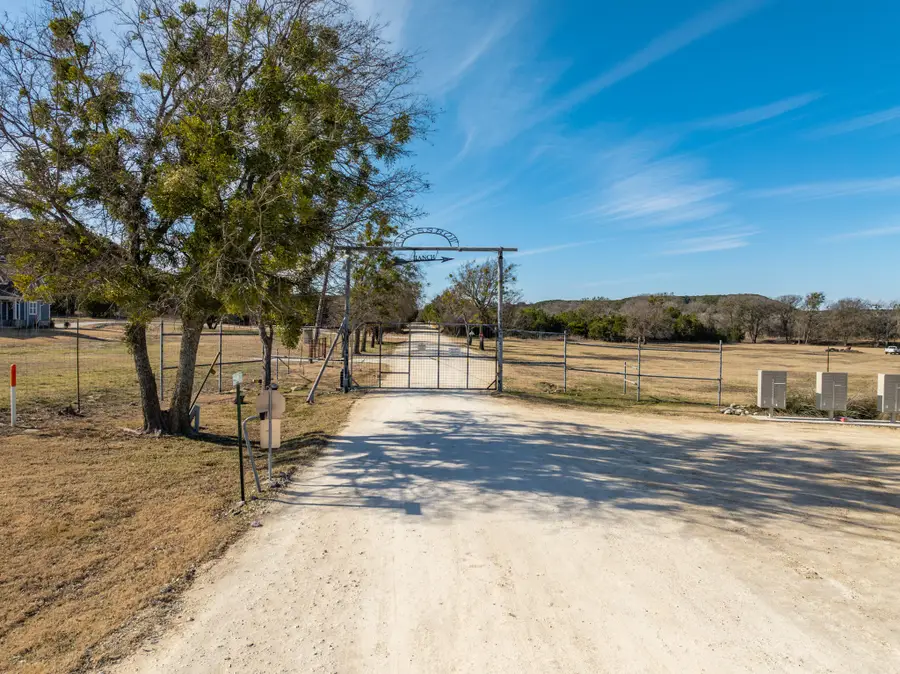 251 Private Road 2120, Meridian, TX 76665 - Image #2