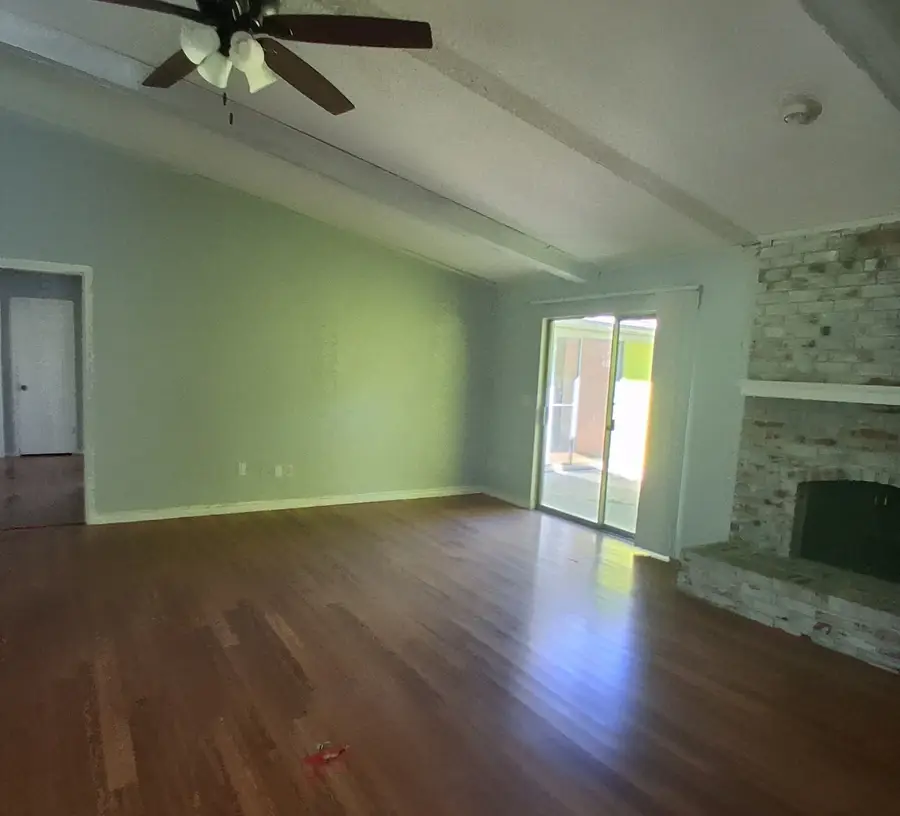 4917 Willowhaven Circle, Garland, TX 75043 - Image #3