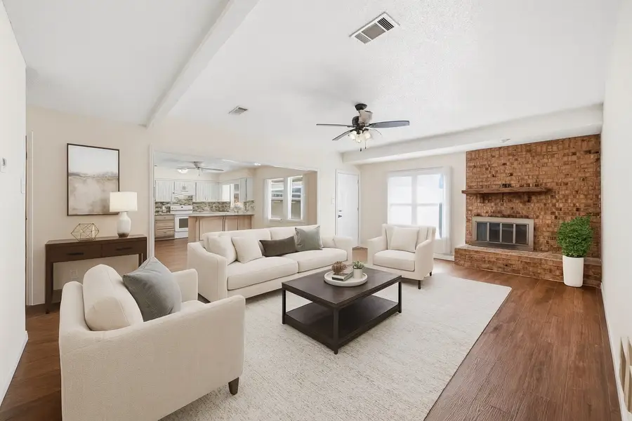 3509 Willowbrook Drive, Fort Worth, TX 76133 - Image #2