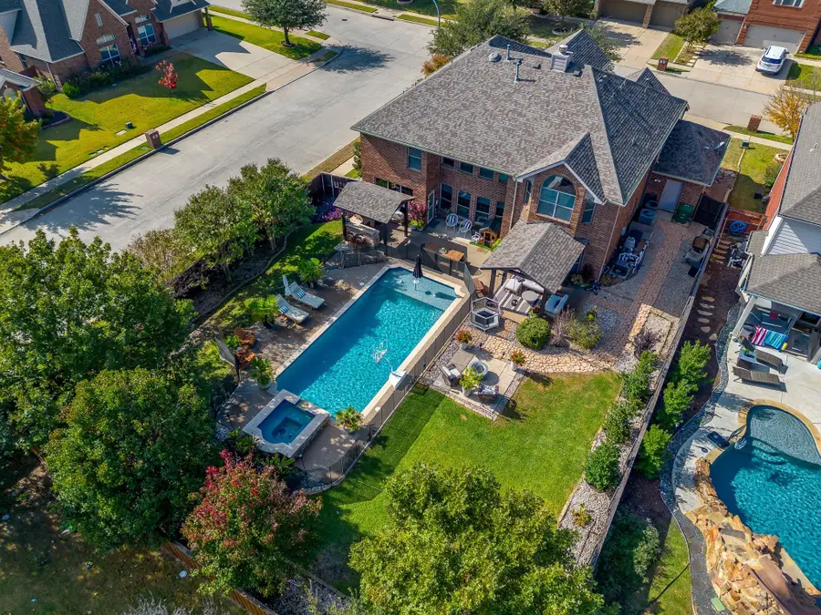 10400 Crowne Pointe Lane, Fort Worth, TX 76244 - Image #3