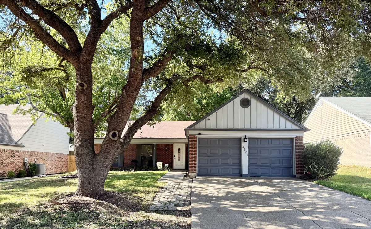 4321 Winchester Court, Grand Prairie, TX 75052 - Image #1