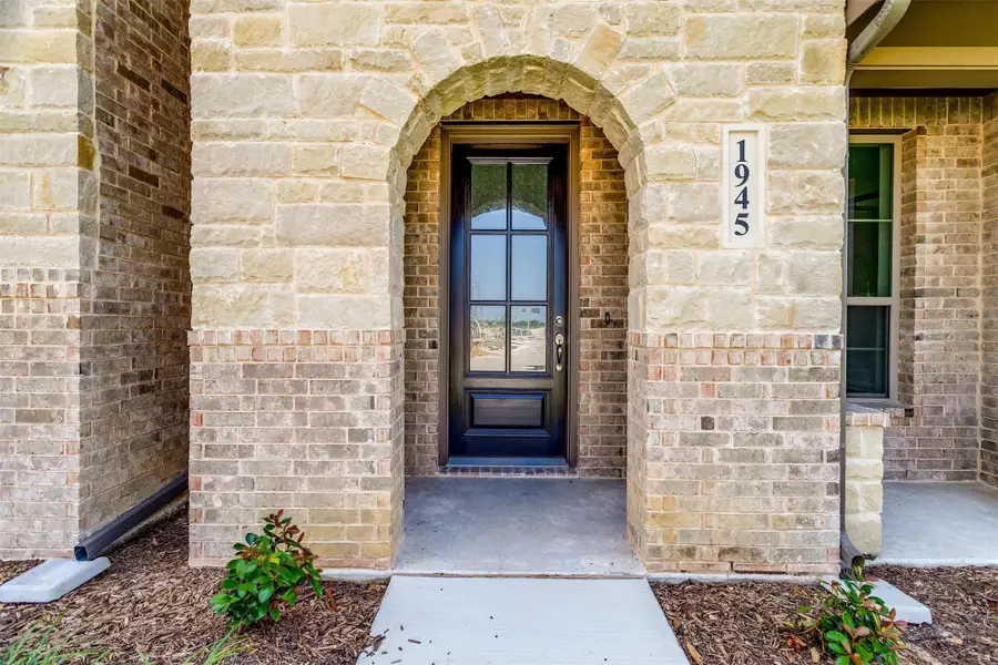 1533 Homeplace Circle, Mansfield, TX 76063 - Image #2