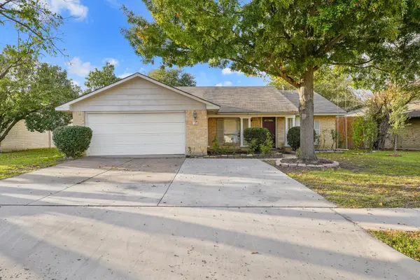 421 Woodmere Drive, Garland, TX 75043