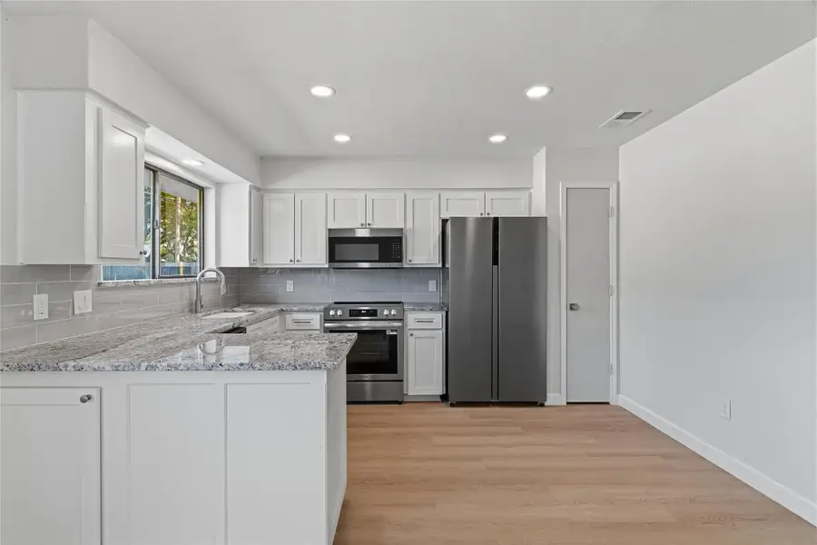 3409 Westgrove Drive, Arlington, TX 76001 - Image #3