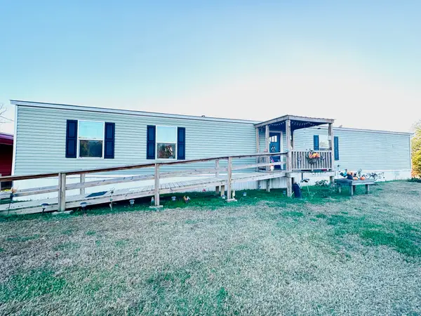 179 County Road 3343, Omaha, TX 75571