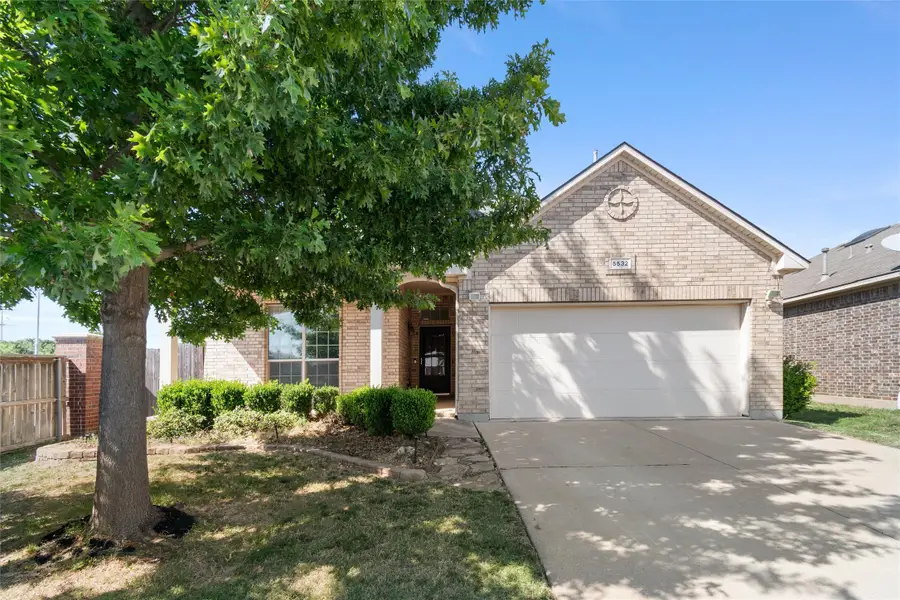 5532 Grayson Ridge Drive, Fort Worth, TX 76179 - Image #2