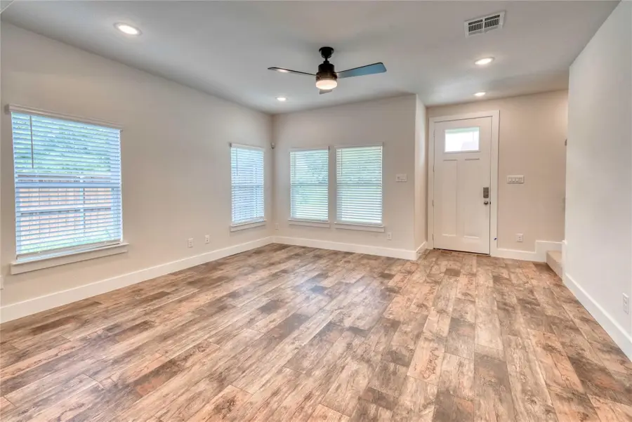 1404 Avocado Lane, Gainesville, TX 76240 - Image #2