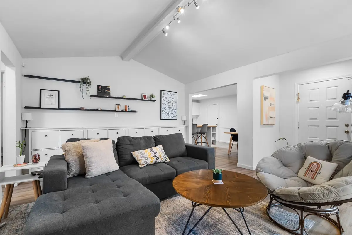 5106 Lakeridge Court, Garland, TX 75043 - Image #1