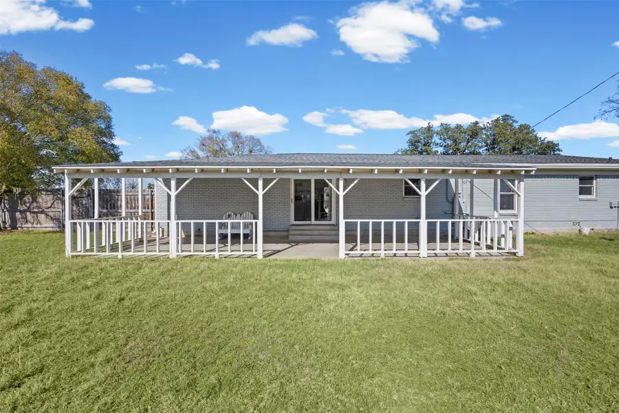 3610 Lakeshore Drive, Weatherford, TX 76087 - Image #3