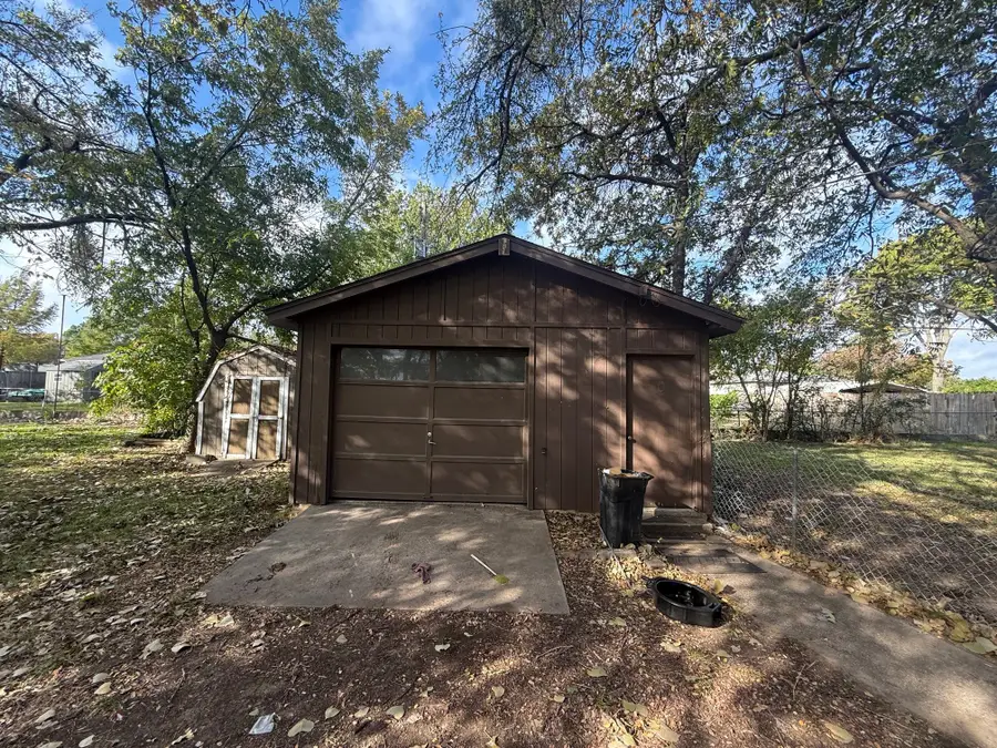 111 Juniper Street, Mansfield, TX 76063 - Image #2