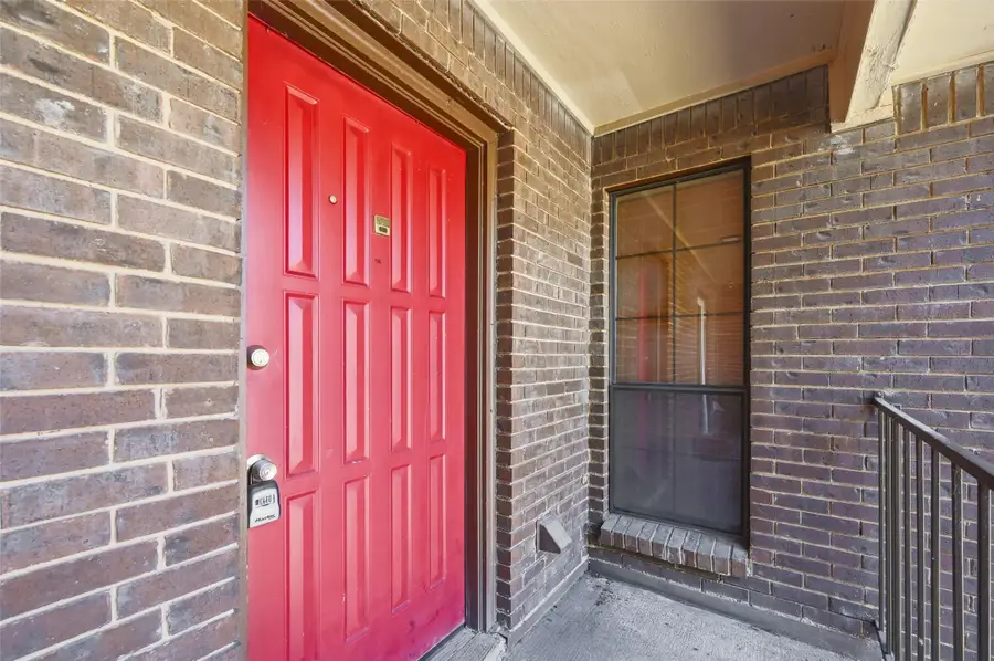 2505 Wedglea Drive #232, Dallas, TX 75211 - Image #3