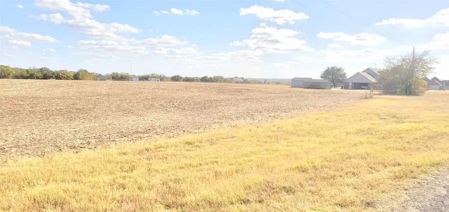 104 Anderson Road, Waxahachie, TX 75165 - Image #2