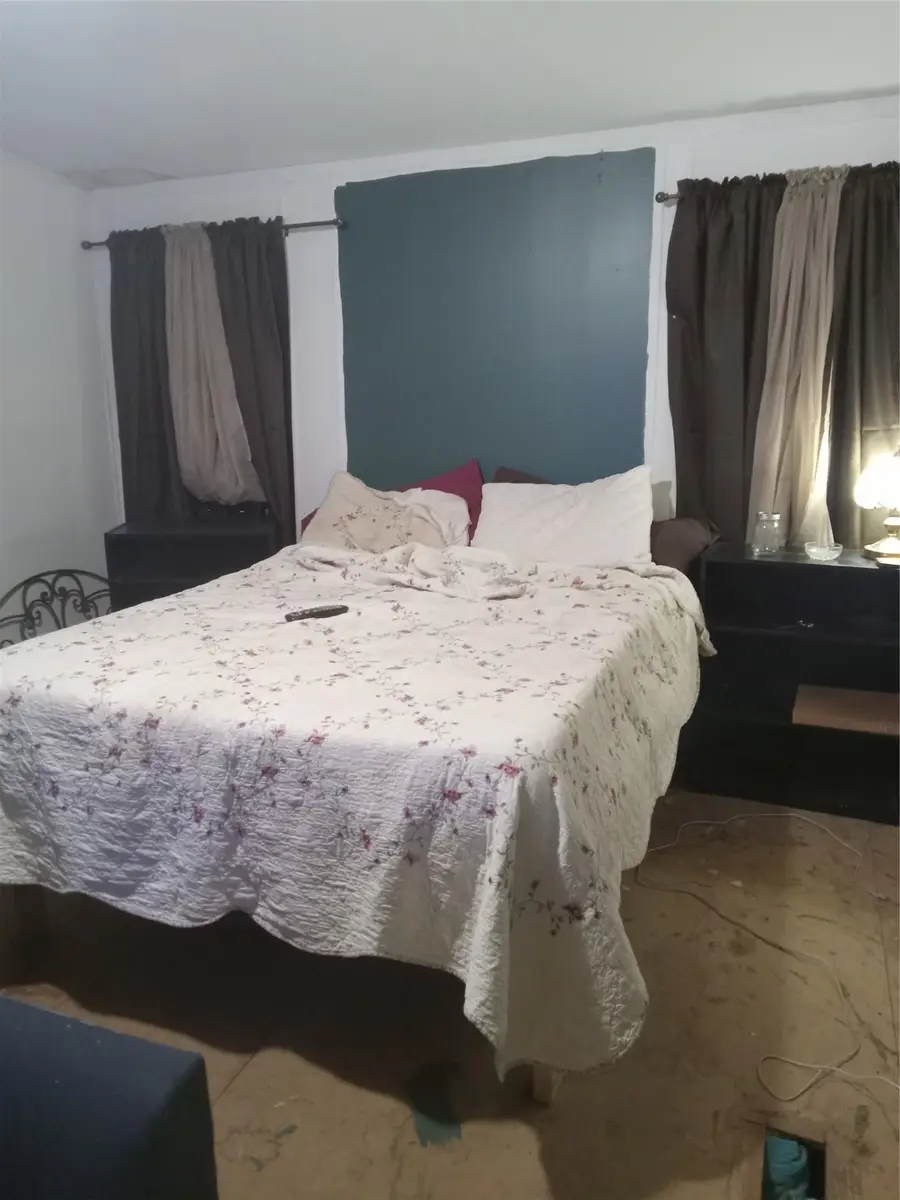 614 Hanging Tree Road, Bowie, TX 76230 - Image #3