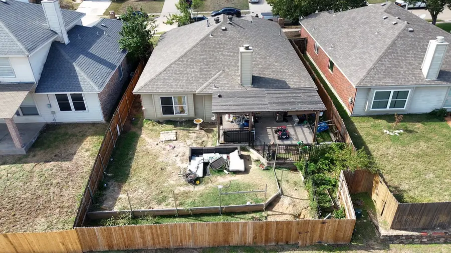 4712 Barnhill Lane, Fort Worth, TX 76135 - Image #3