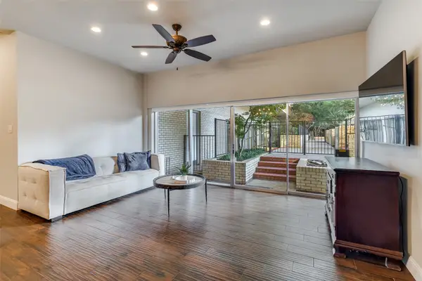 6211 W Northwest Highway #G115, Dallas, TX 75225