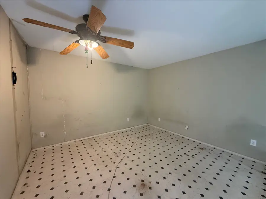 13329 Southview Lane, Dallas, TX 75240 - Image #2