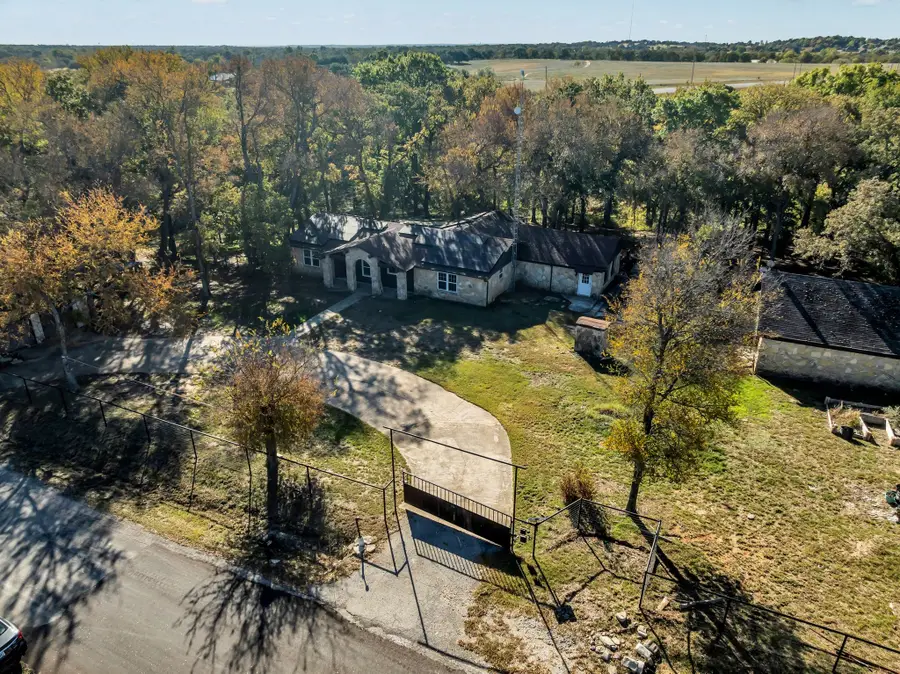 161 Cochran Road, Weatherford, TX 76085 - Image #3